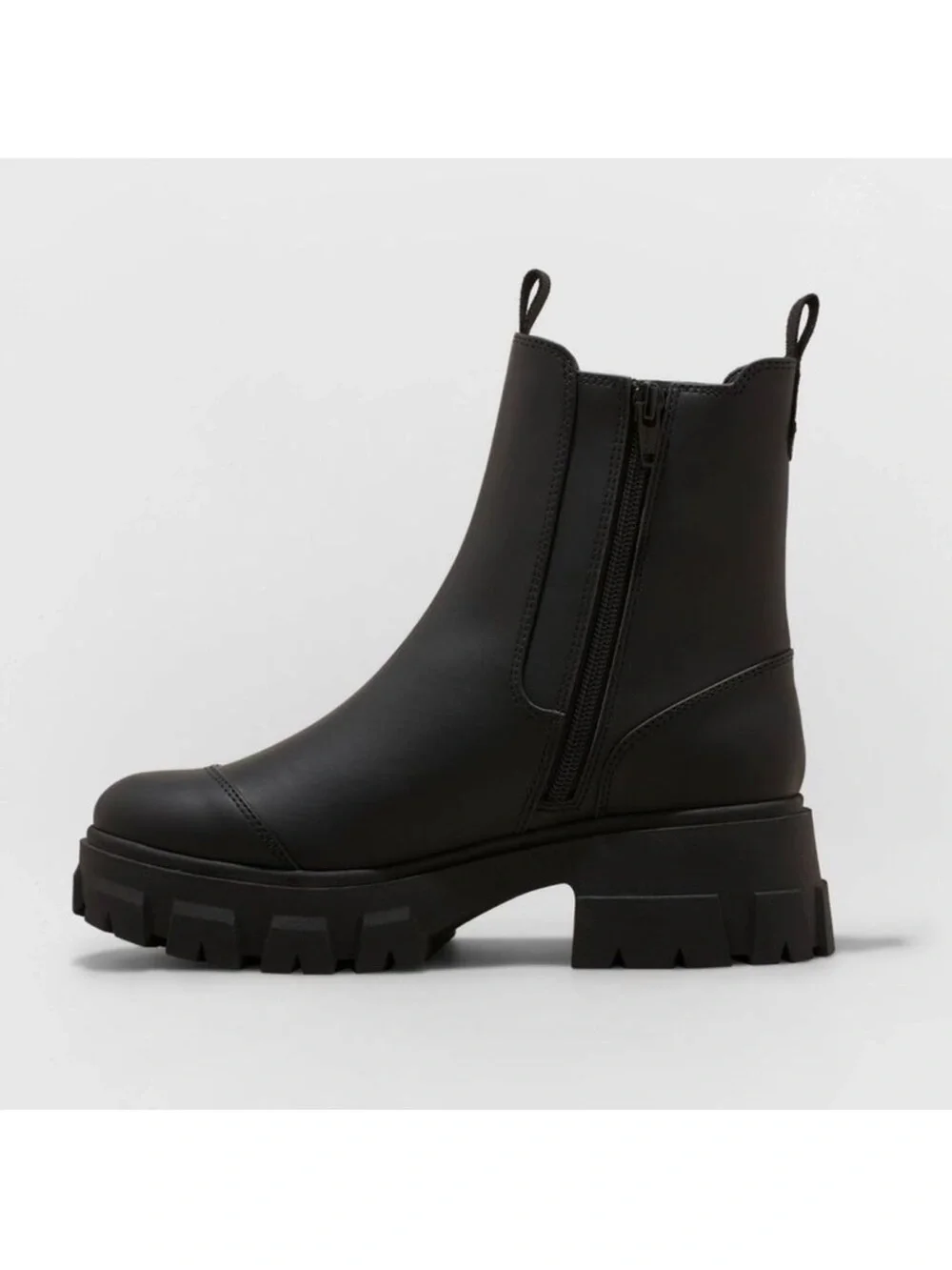 A New Day | Devan Winter Boots Black Chelsea Lug Sole Trendy It Girl Women’s 9.5